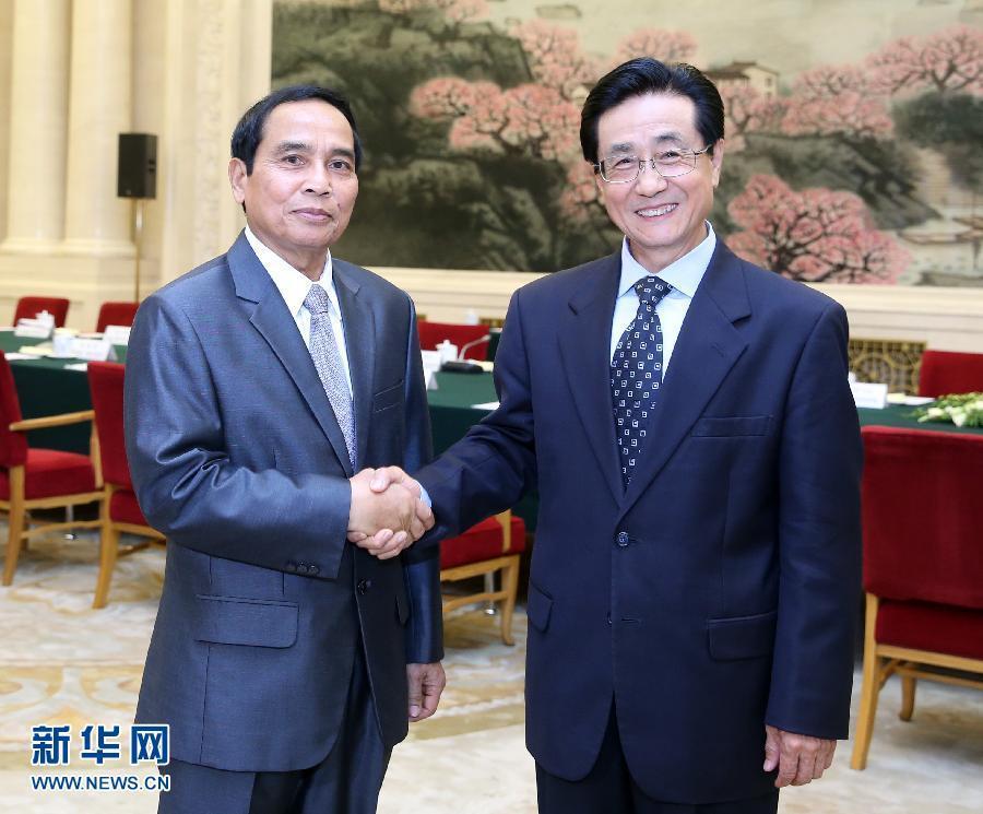 7月7日，中共中央書記處書記、中央紀委副書記趙洪祝在北京同老撾人民革命黨中央政治局委員、中央紀委書記、政府副總理本通率領(lǐng)的老撾人民革命黨代表團舉行工作會談。新華社記者 姚大偉 攝 
