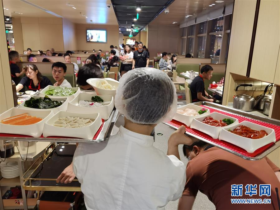 （在習(xí)近平新時代中國特色社會主義思想指引下——新時代新作為新篇章·習(xí)近平總書記關(guān)切事·圖文互動）（2）珍惜盤中餐，狠剎浪費(fèi)風(fēng)——各地積極行動堅(jiān)決制止餐飲浪費(fèi)