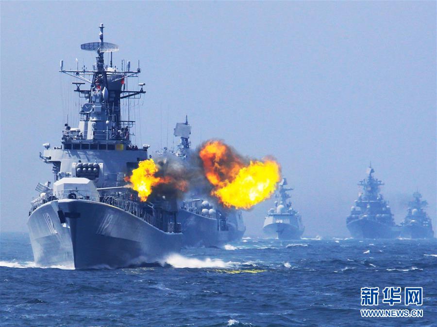 （新華全媒頭條·圖文互動(dòng)）（8）沿著中國(guó)特色強(qiáng)軍之路闊步前進(jìn)——黨中央、中央軍委領(lǐng)導(dǎo)推進(jìn)國(guó)防和軍隊(duì)建設(shè)70年紀(jì)實(shí)
